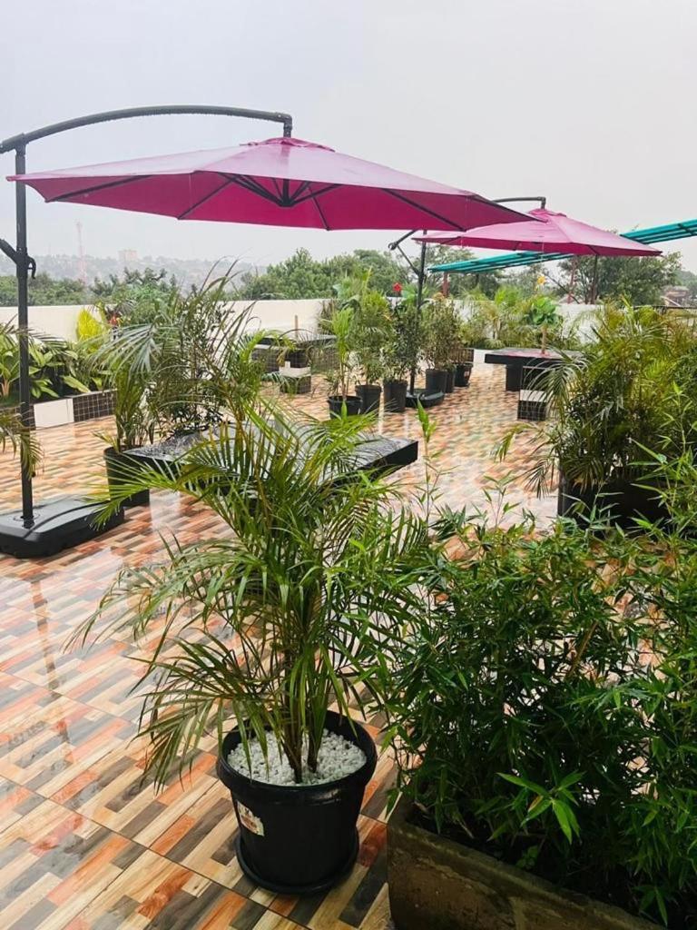 Javelin Hotel , Kampala, Uganda Tula ภายนอก รูปภาพ