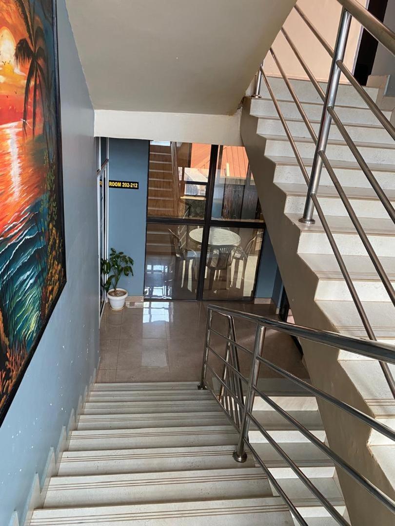 Javelin Hotel , Kampala, Uganda Tula ภายนอก รูปภาพ