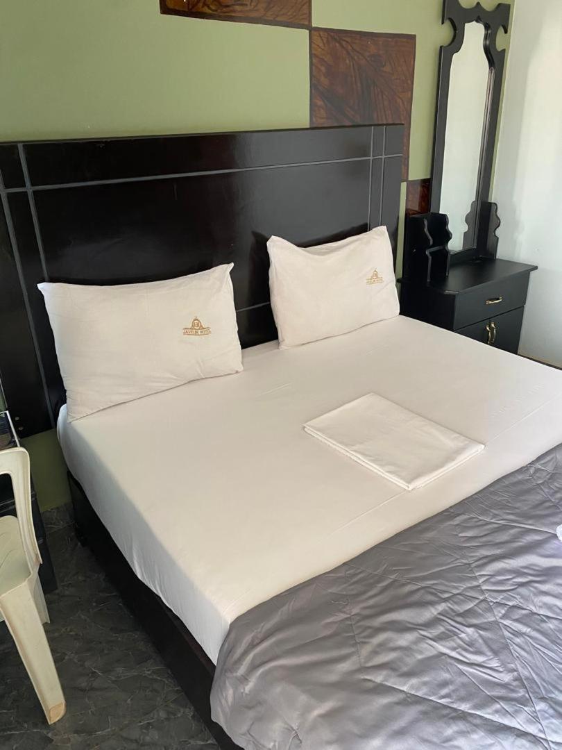 Javelin Hotel , Kampala, Uganda Tula ภายนอก รูปภาพ